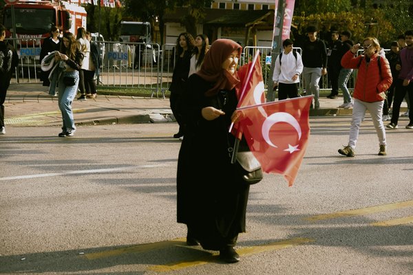 Comment la montée des océans affecte-t-elle les zones côtières ?